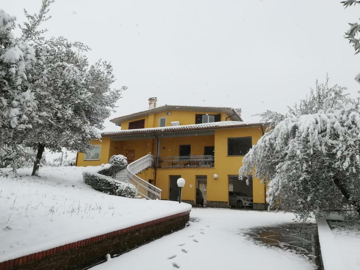 Villa Mary Fonte Nuova Екстериор снимка