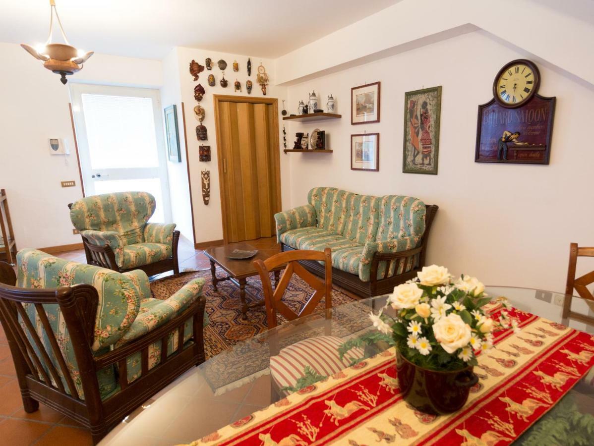 Villa Mary Fonte Nuova Екстериор снимка
