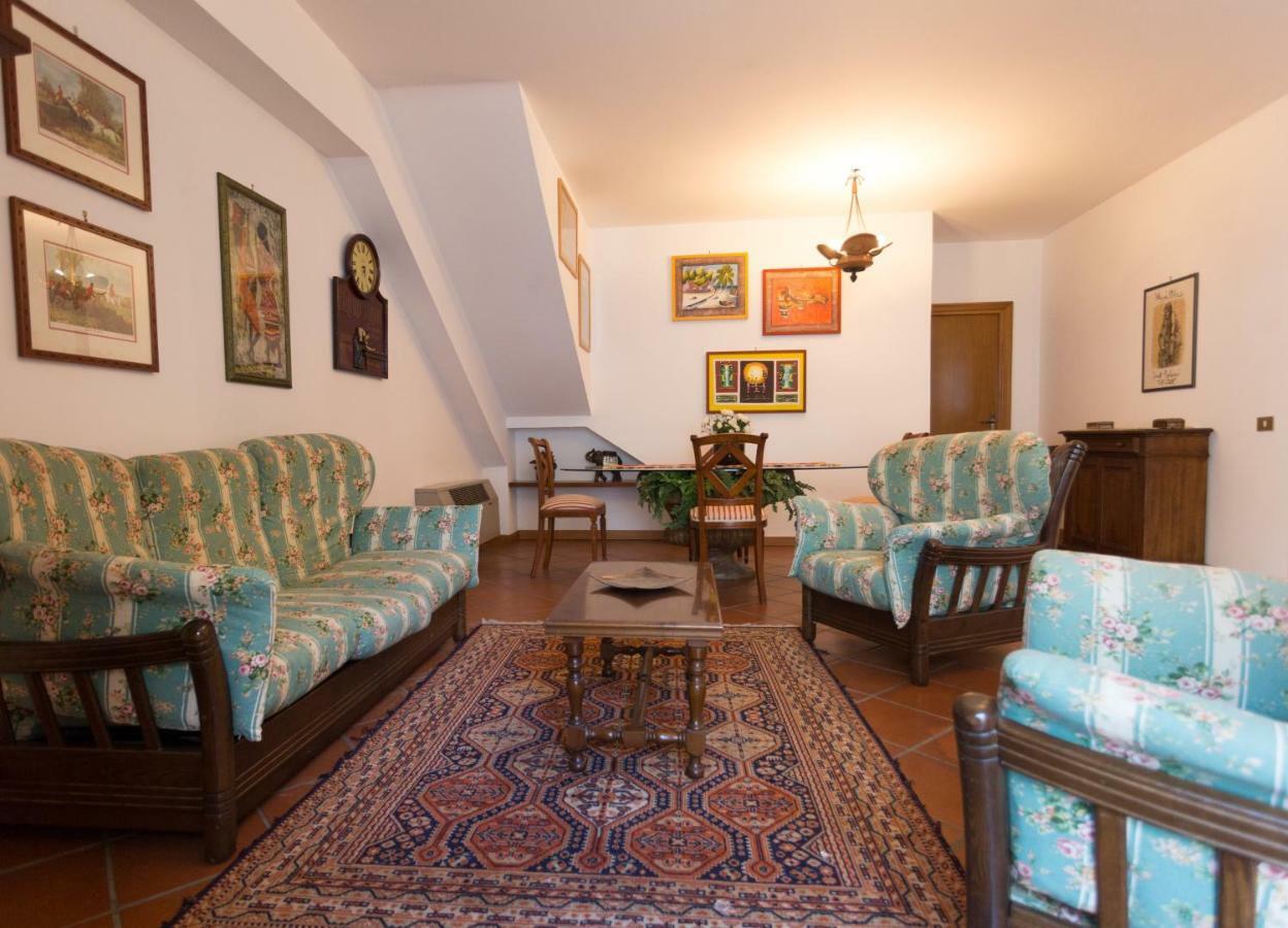 Villa Mary Fonte Nuova Екстериор снимка